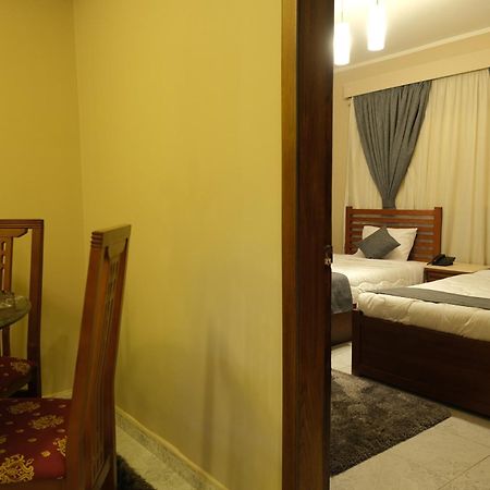 Marwa Palace Hotel Cairo Giza Esterno foto